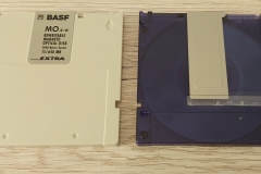 3.5-inch-MO-disk-front