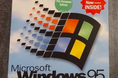 Windows95_front_box