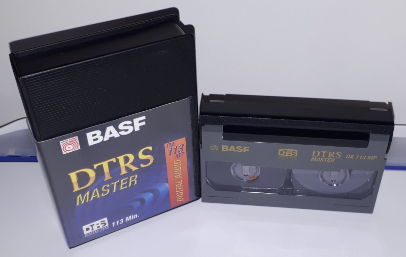 Digital Tape Recording System (DTRS) / DA-88 (1993.)