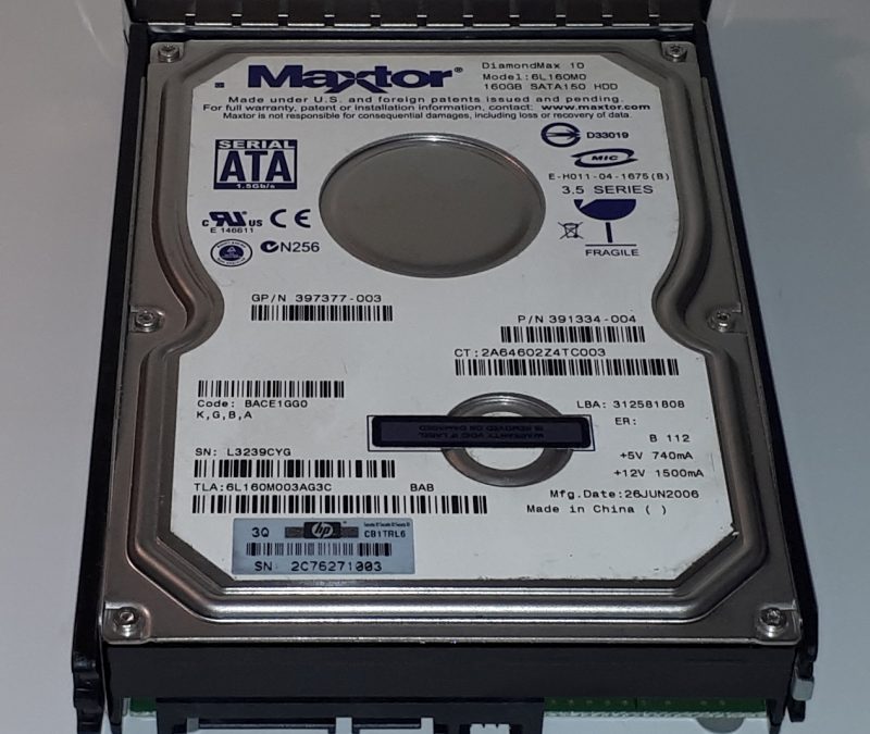 3.5-inčni tvrdi disk – SATA (2000.)